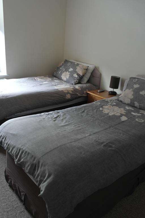 Bed and Breakfast Hikers And Bikers Hadfield Экстерьер фото